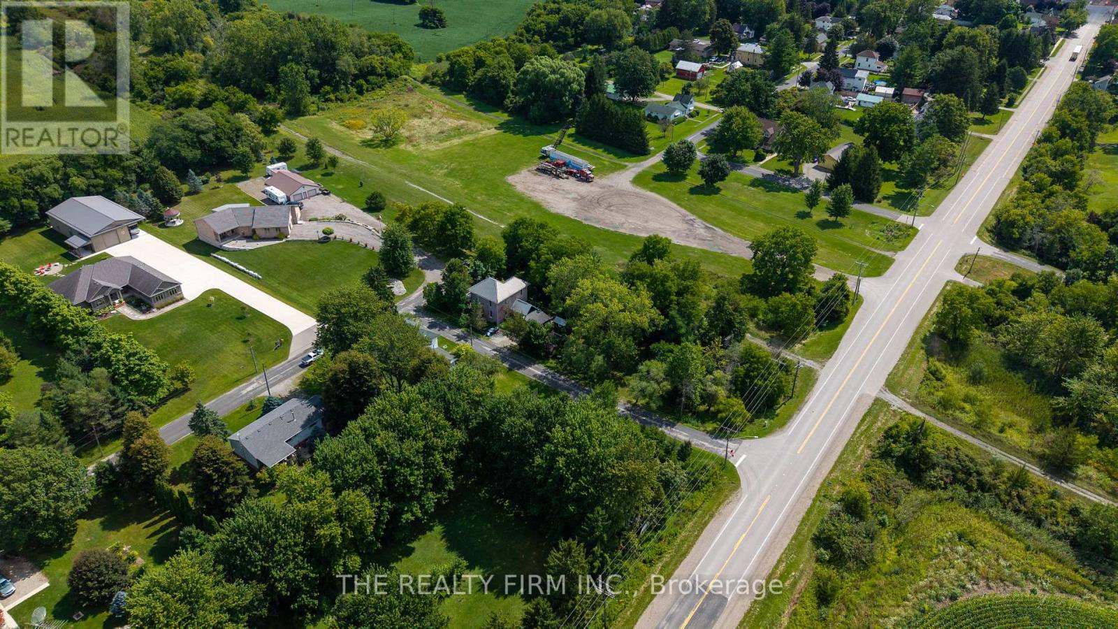 9785 John Street N, Southwold, Ontario  N0L 2E0 - Photo 40 - X12363928