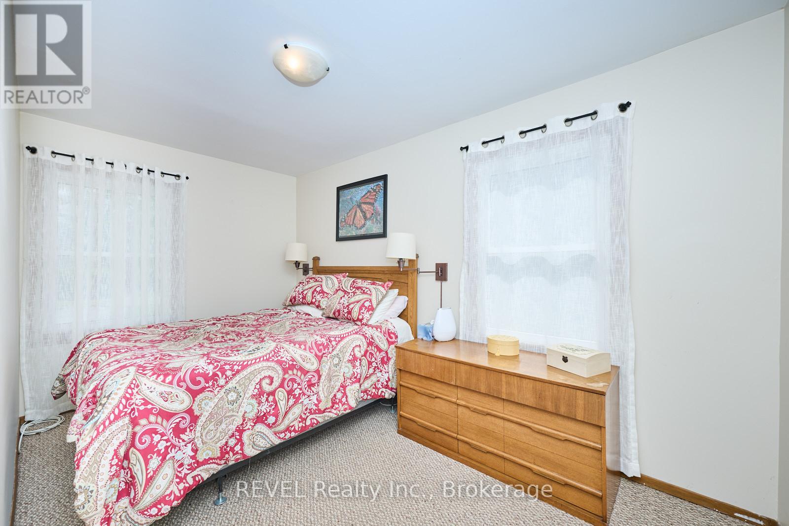 382 Hennepin Avenue, Welland, Ontario  L3B 4T5 - Photo 17 - X12363933