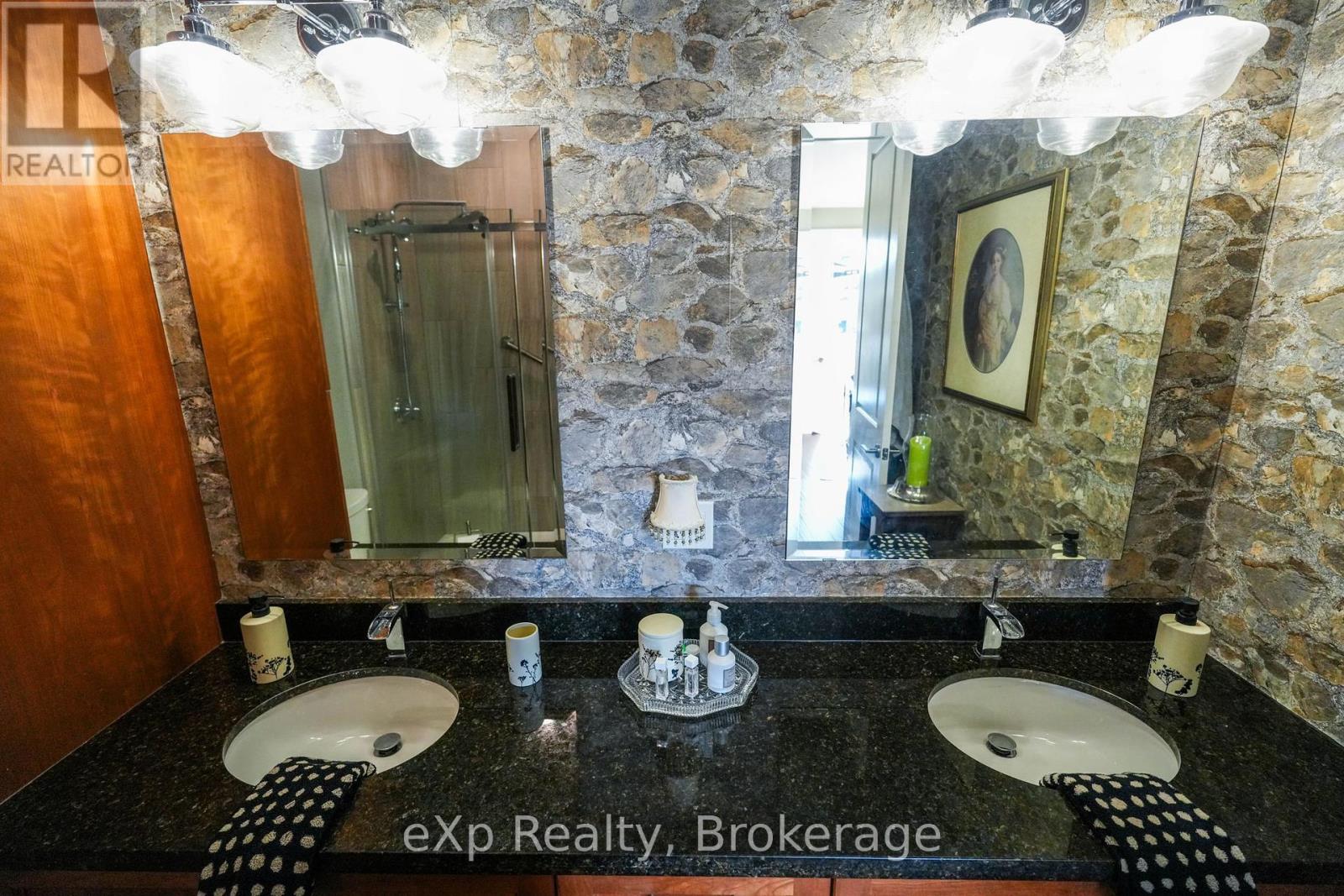 203 - 80 9th Street E, Owen Sound, Ontario  N4K 1N4 - Photo 23 - X12363944