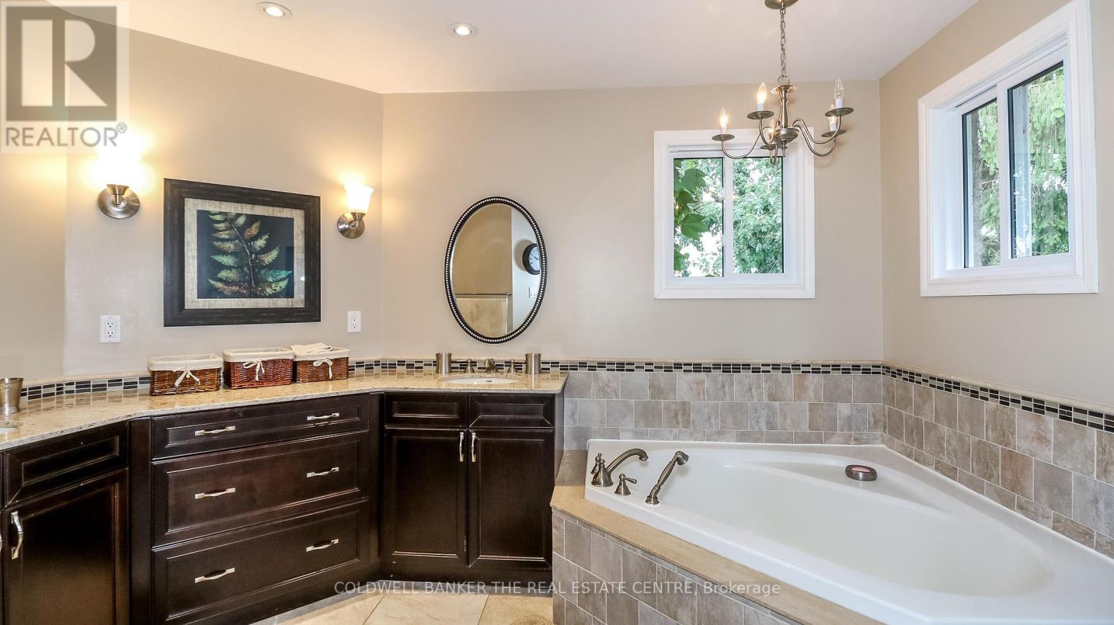 12 Gordon Court, Barrie, Ontario  L4N 7A4 - Photo 31 - S12363925