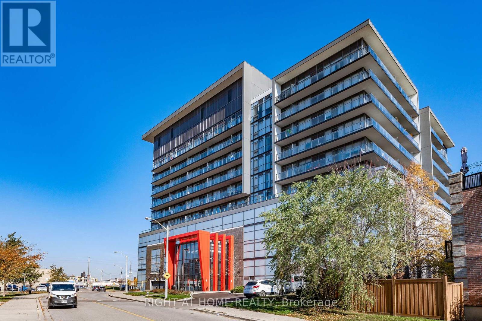 917 - 15 JAMES FINLAY WAY, Toronto, Ontario