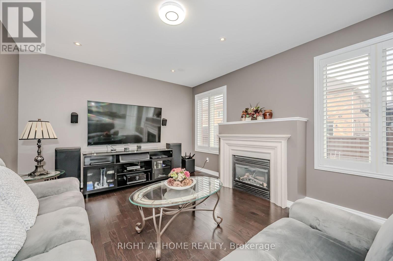 64 Kalmia Road, Brampton, Ontario  L6X 4N4 - Photo 15 - W12363927