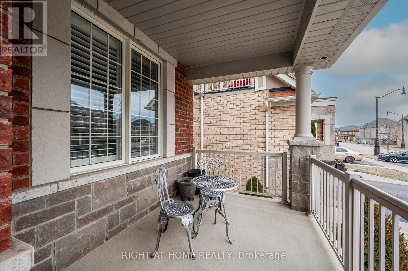 64 Kalmia Road, Brampton, Ontario  L6X 4N4 - Photo 2 - W12363927