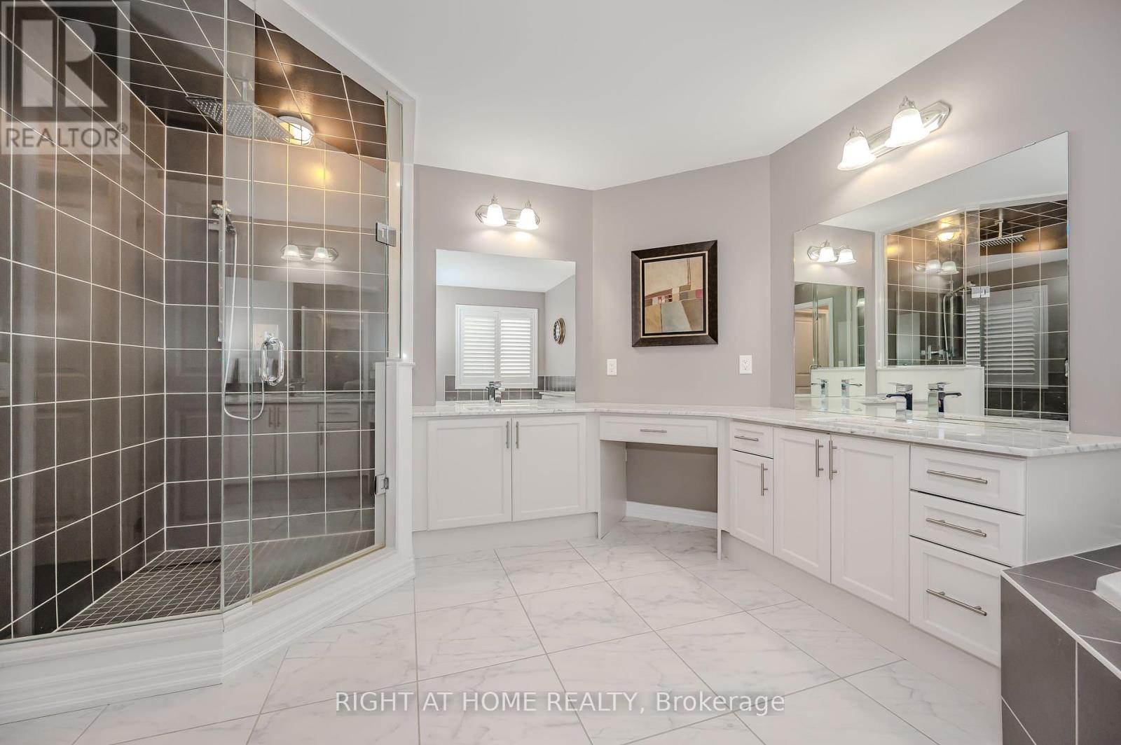 64 Kalmia Road, Brampton, Ontario  L6X 4N4 - Photo 21 - W12363927