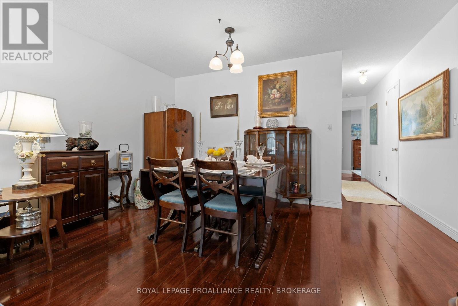 103 Elmwood Drive, Gananoque, Ontario  K7G 3A5 - Photo 14 - X12363950