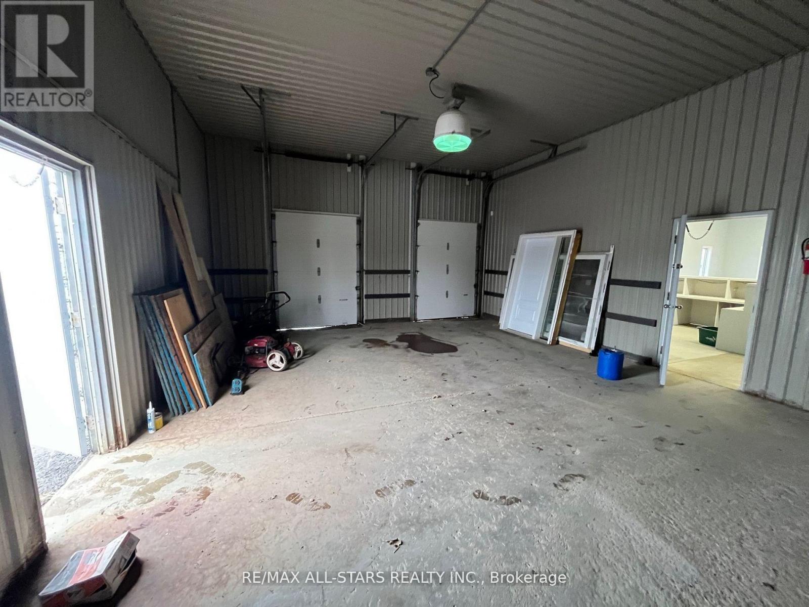 9 Callaghan's Road, Kawartha Lakes, Ontario  K9V 4R4 - Photo 4 - X12363949