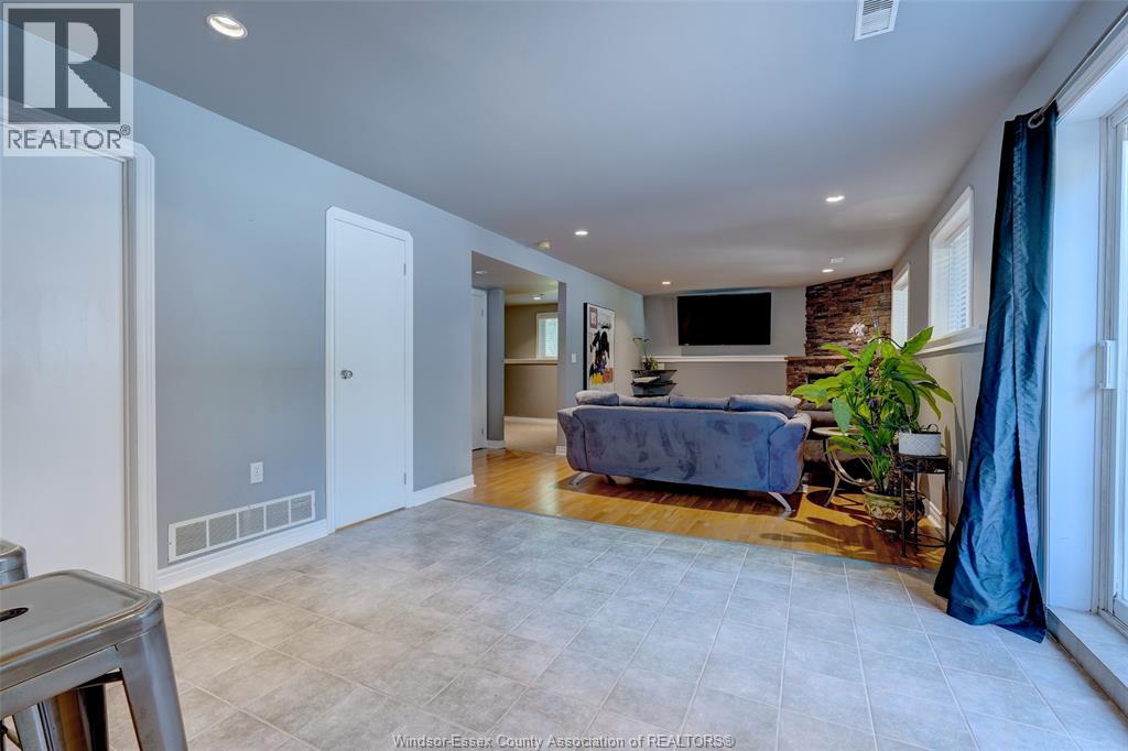 12470 Little River, Tecumseh, Ontario  N8N 4V4 - Photo 29 - 25021479