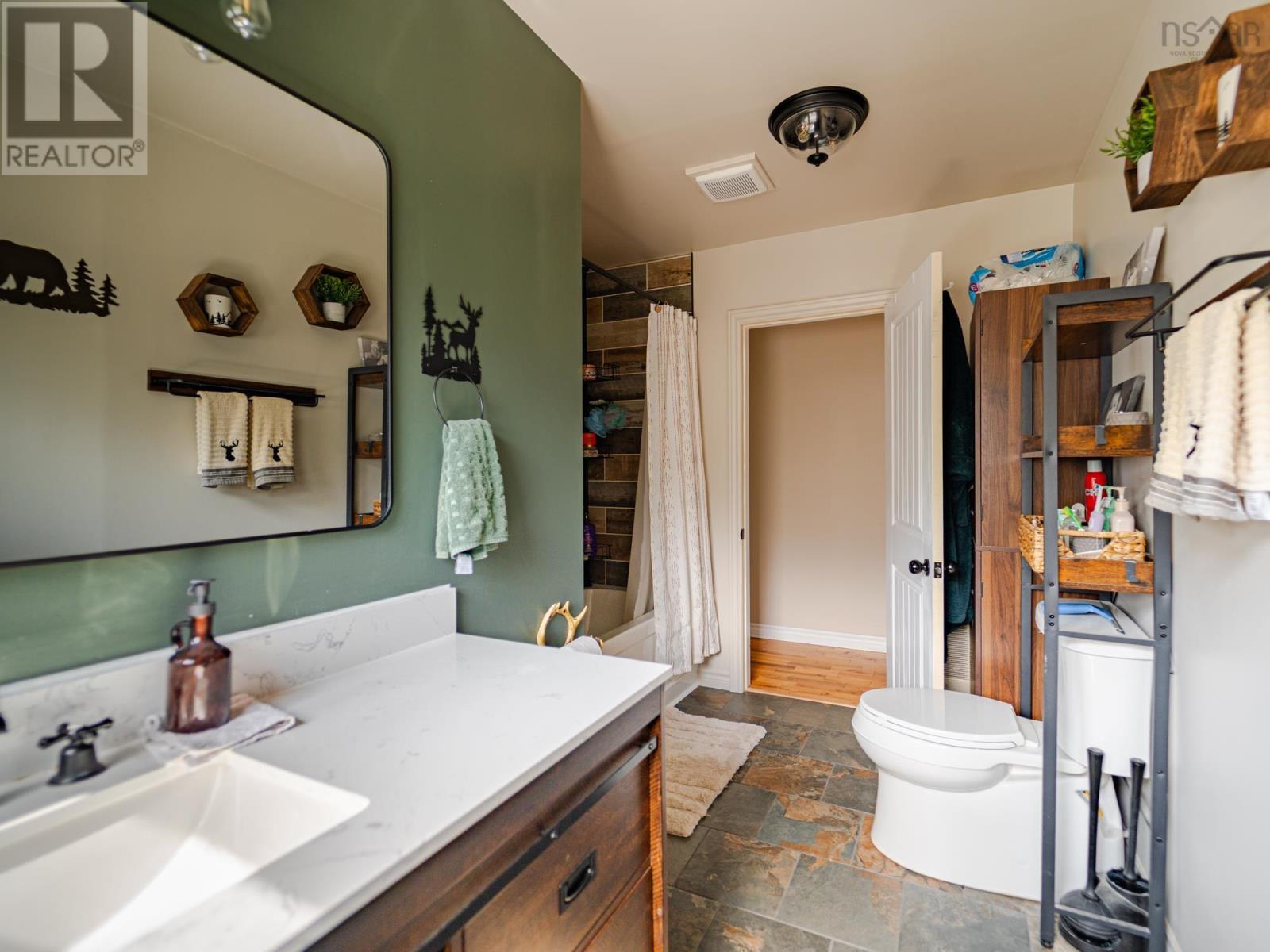 887 Sandy Point Road, Sandy Point, Nova Scotia  B0T 1W0 - Photo 17 - 202516845