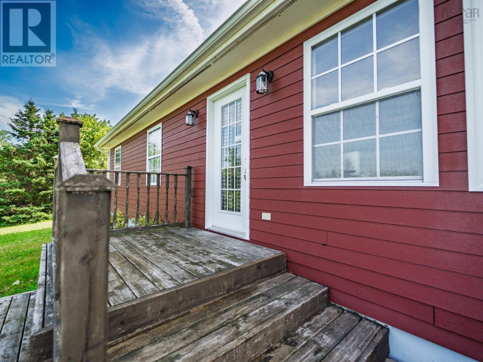 887 Sandy Point Road, Sandy Point, Nova Scotia  B0T 1W0 - Photo 3 - 202516845