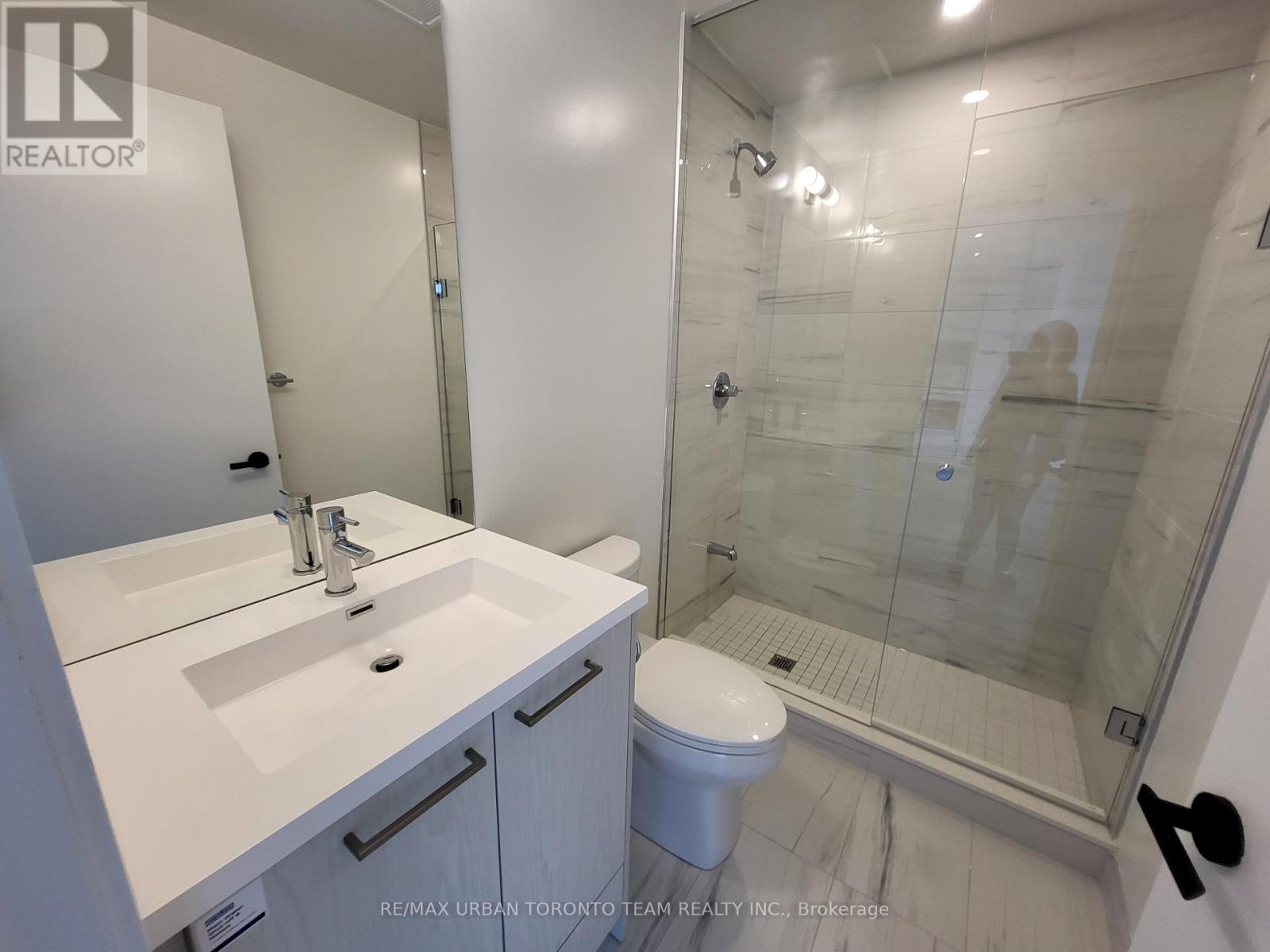 3905 - 28 Interchange Way, Vaughan, Ontario L4K 0P8 - Photo 9 - N12363961