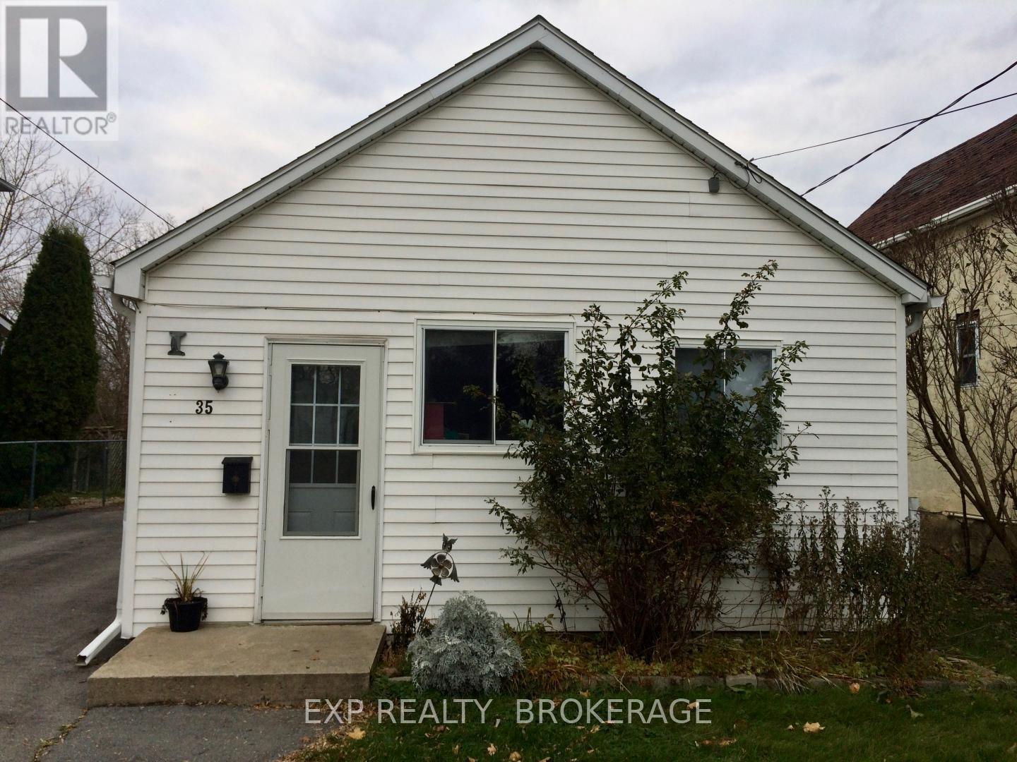 Property at 35 MACCAULEY STREET image 1