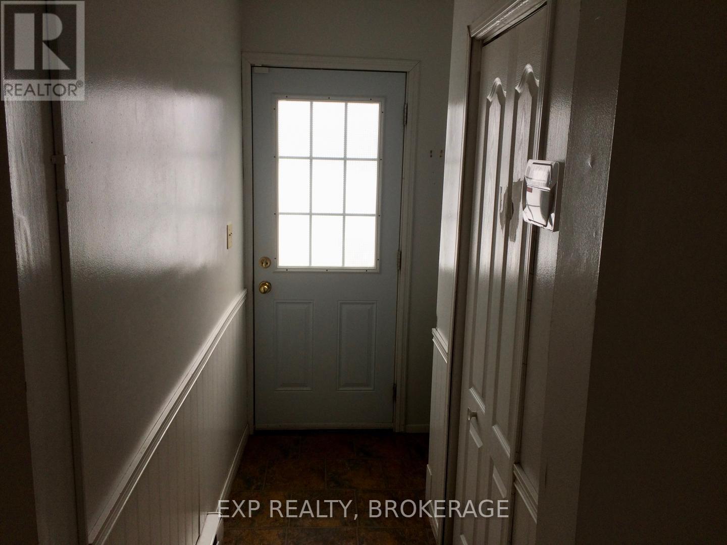 Property at 35 MACCAULEY STREET image 2