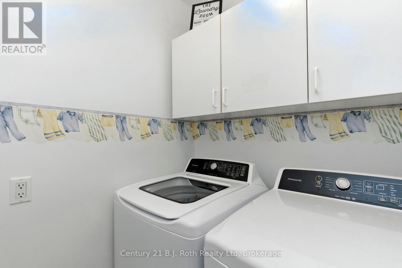 1749 Golf Link Road, Tiny, Ontario  L0L 2J0 - Photo 26 - S12363981