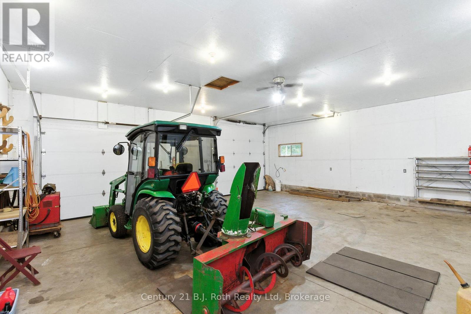 1749 Golf Link Road, Tiny, Ontario  L0L 2J0 - Photo 49 - S12363981