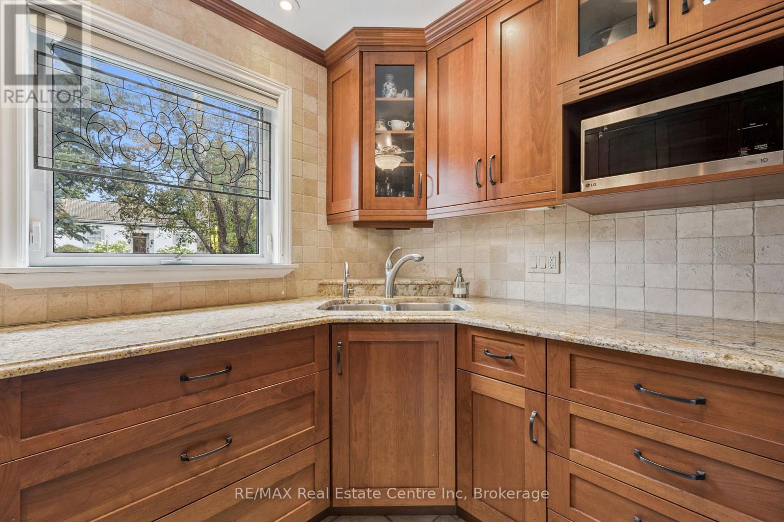 69 Forest Street, Guelph, Ontario  N1G 1J3 - Photo 19 - X12363990