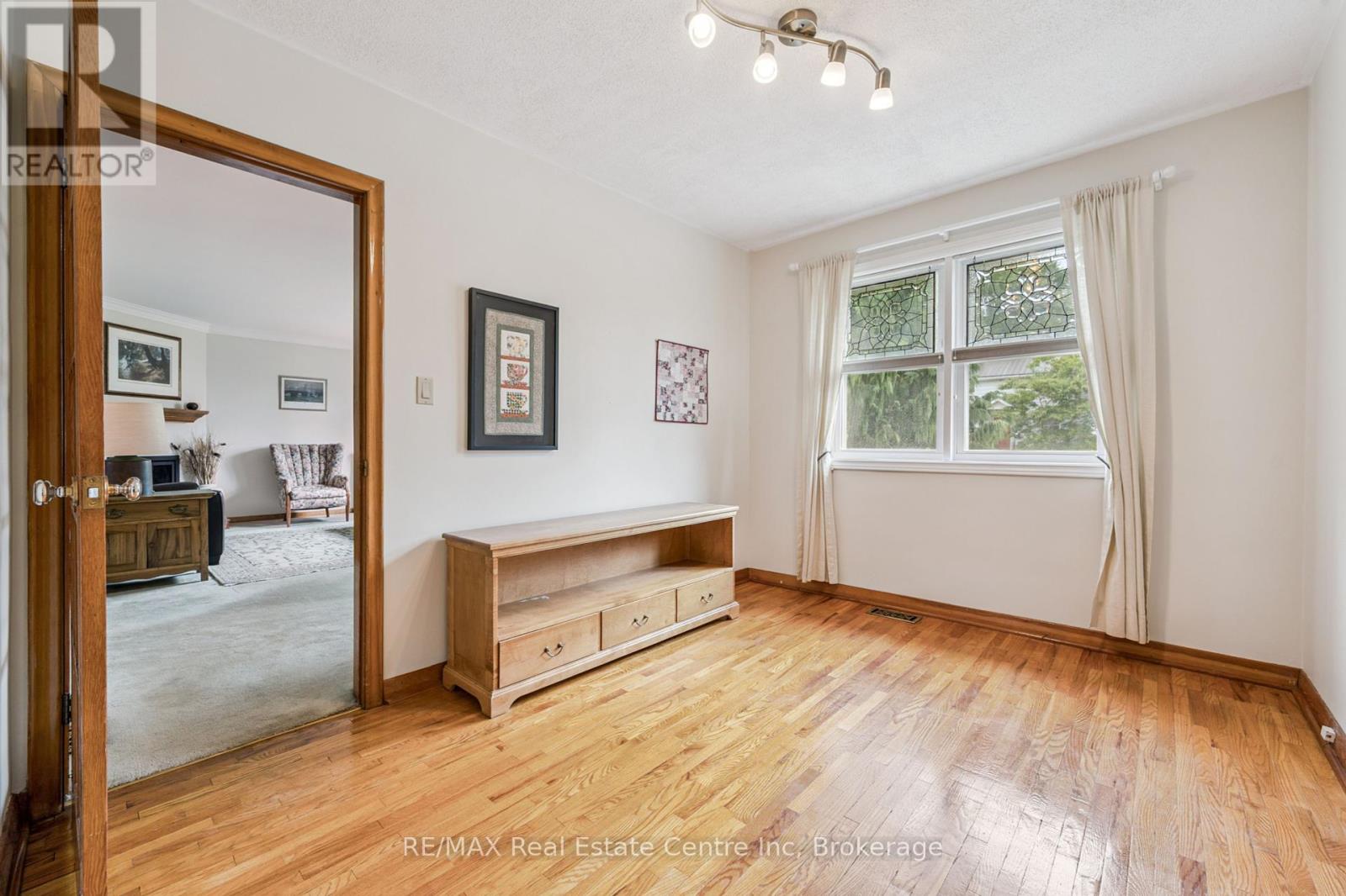 69 Forest Street, Guelph, Ontario  N1G 1J3 - Photo 22 - X12363990