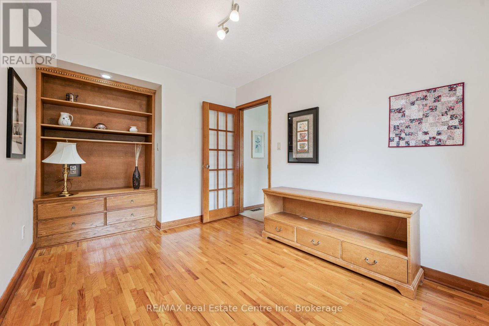 69 Forest Street, Guelph, Ontario  N1G 1J3 - Photo 24 - X12363990