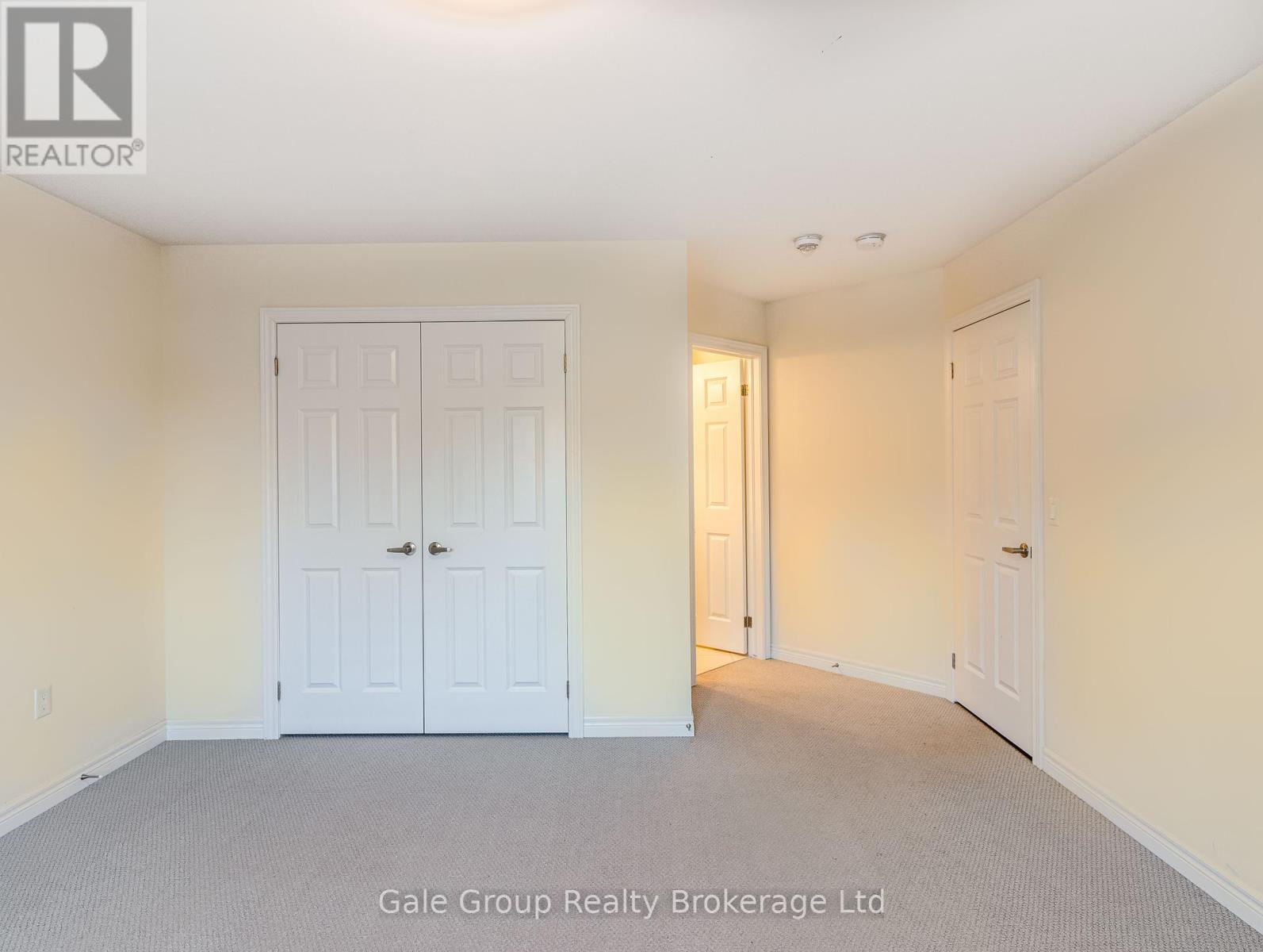 200 Harcourt Crescent S, Woodstock (Woodstock - North), Ontario  N4T 0L3 - Photo 30 - X12363963