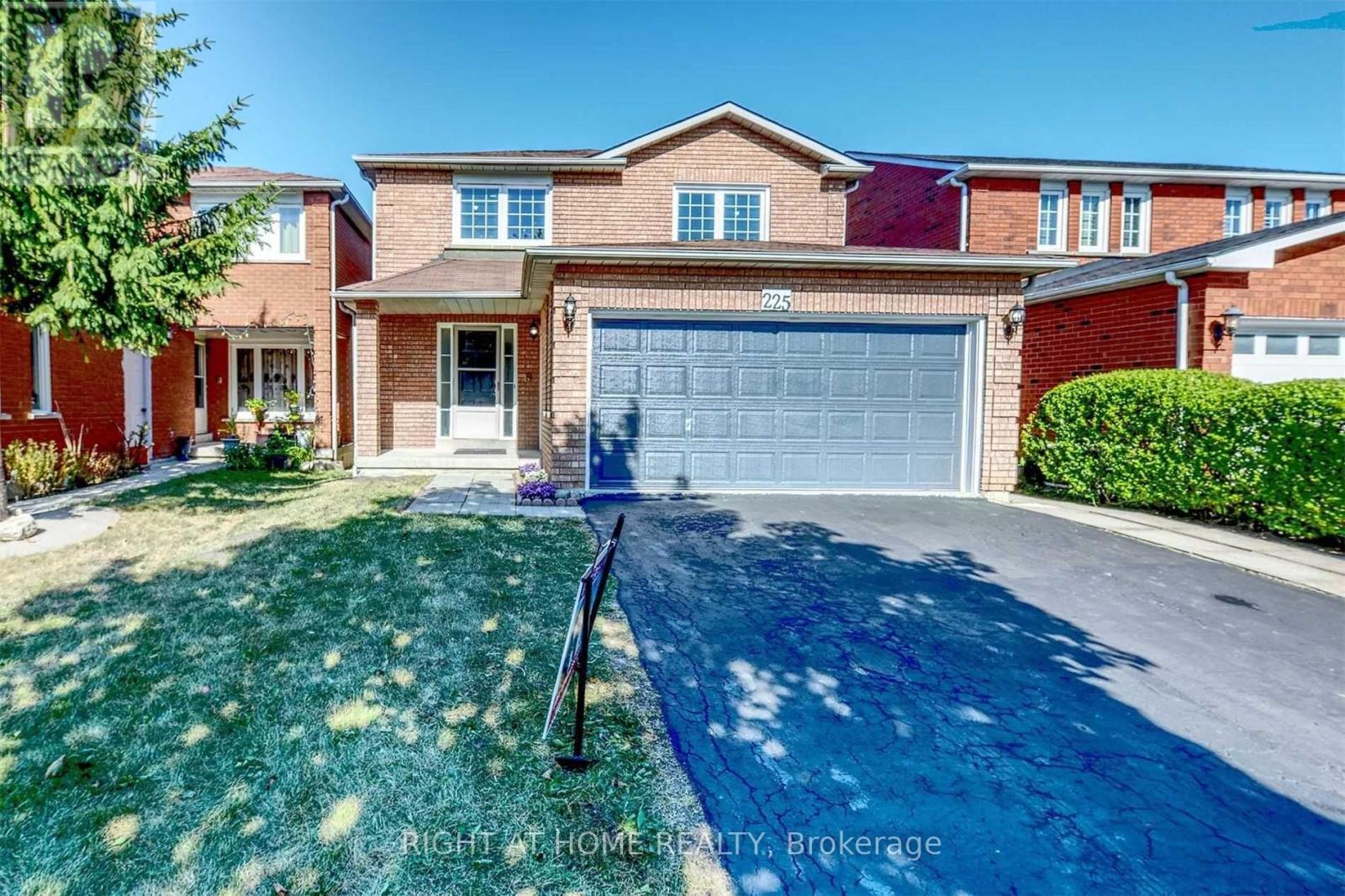 225 MORNINGVIEW (LOWER LEVEL) TRAIL, Toronto, Ontario