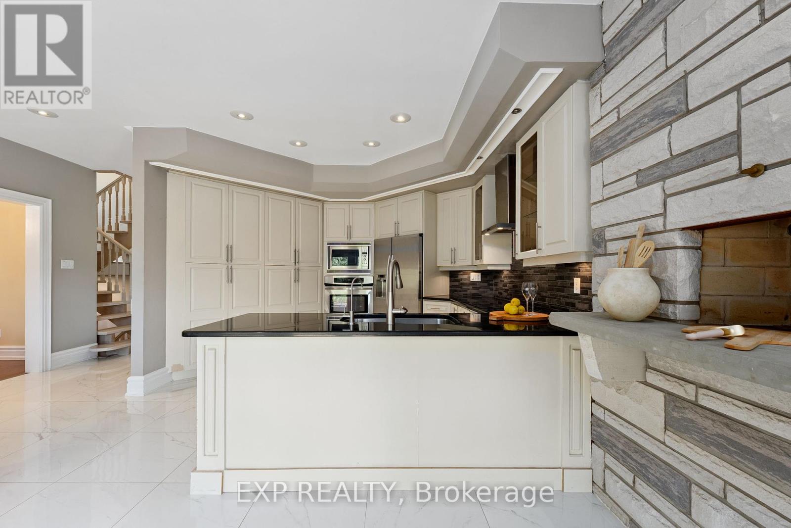 47 Brule Trail, King, Ontario L7B 0C7 - Photo 14 - N12363980