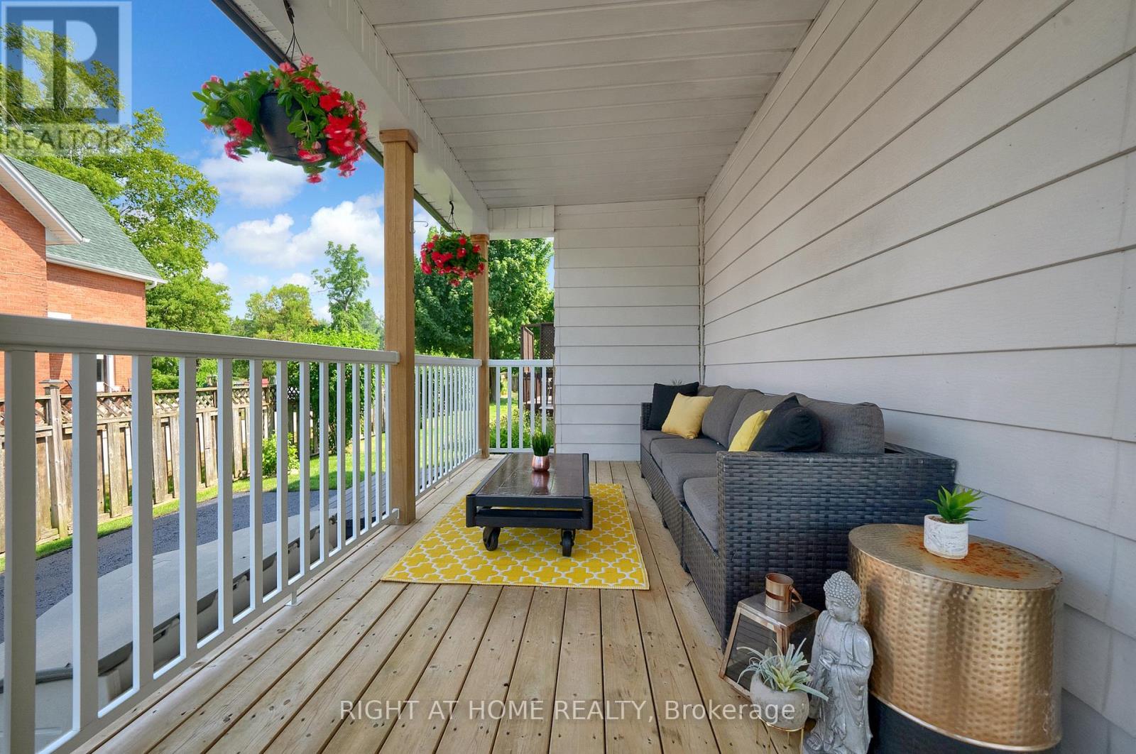 235 Pefferlaw Road, Georgina (Pefferlaw), Ontario  L0E 1N0 - Photo 9 - N12363995