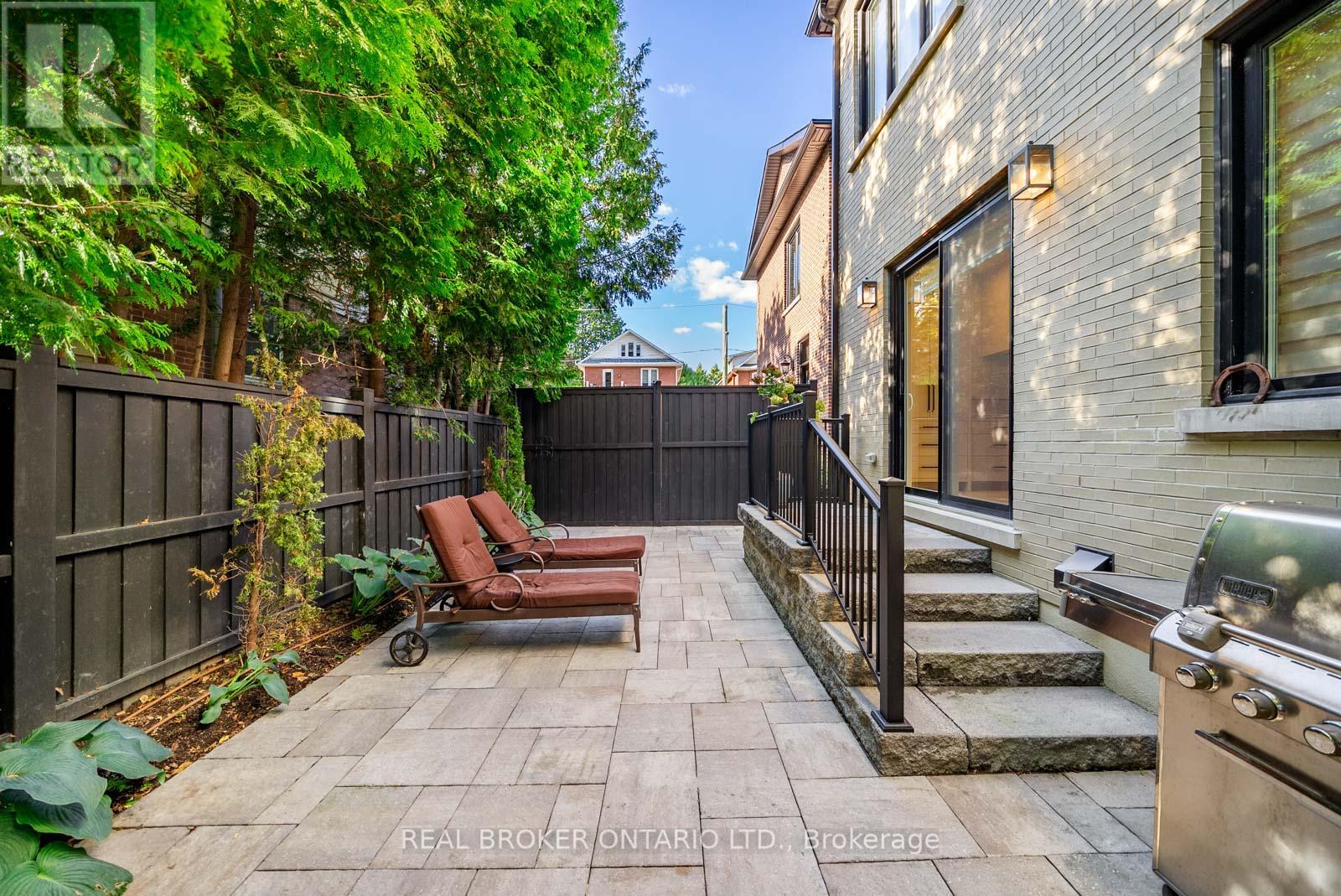 172-174 Victoria Street, Newmarket, Ontario  L3Y 4E1 - Photo 47 - N12358810
