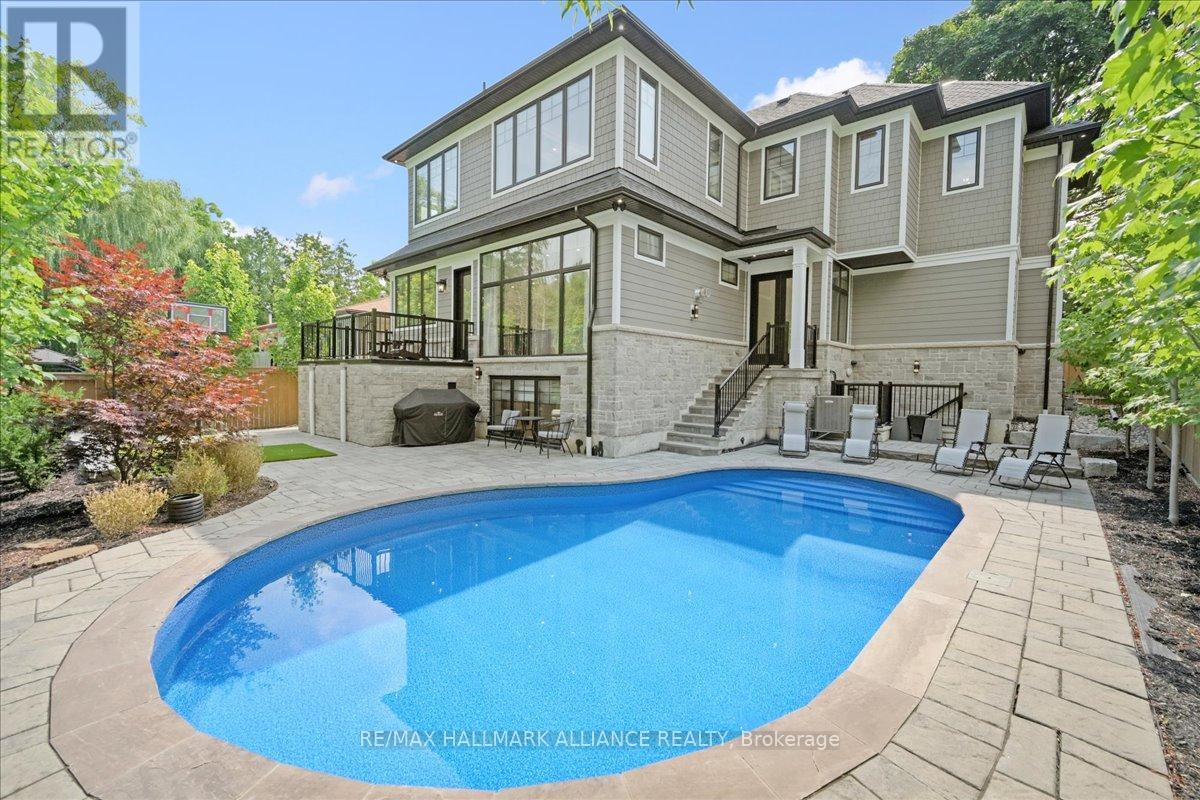 1225 Baldwin Drive, Oakville, Ontario  L6J 2W4 - Photo 44 - W12364004