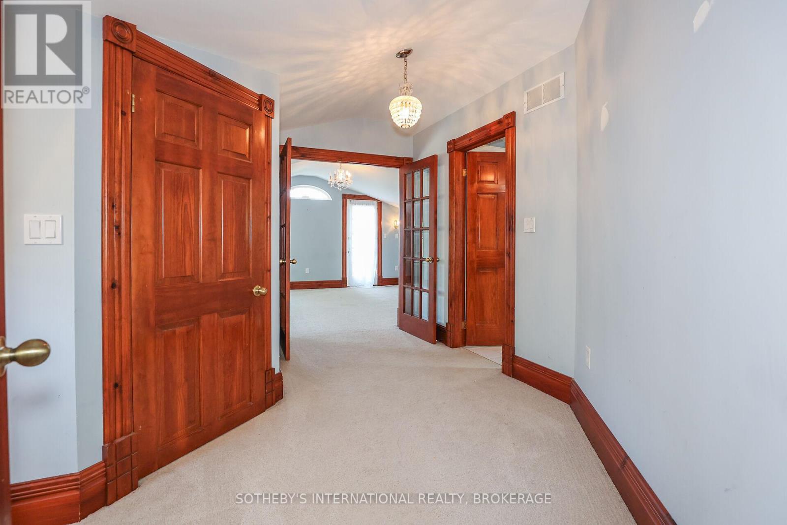 129 Johnson Street, Niagara-On-The-Lake, Ontario  L0S 1J0 - Photo 35 - X12364043