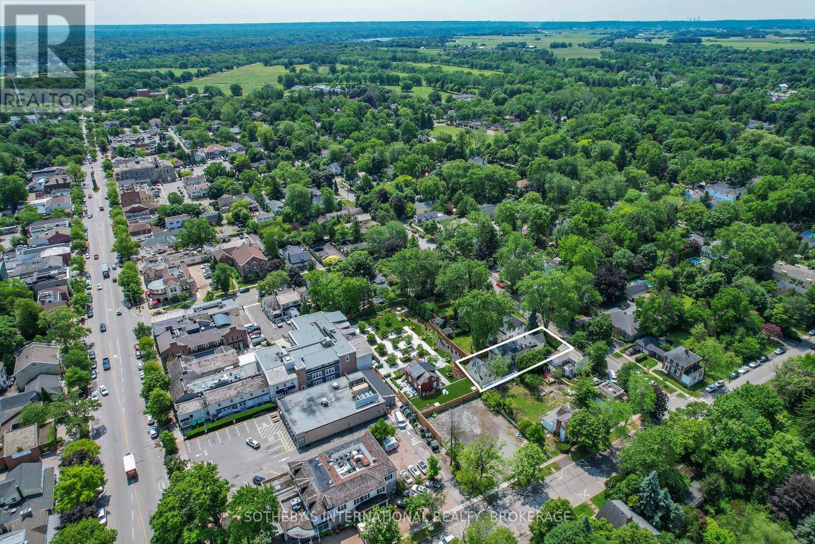 129 Johnson Street, Niagara-On-The-Lake, Ontario  L0S 1J0 - Photo 44 - X12364043