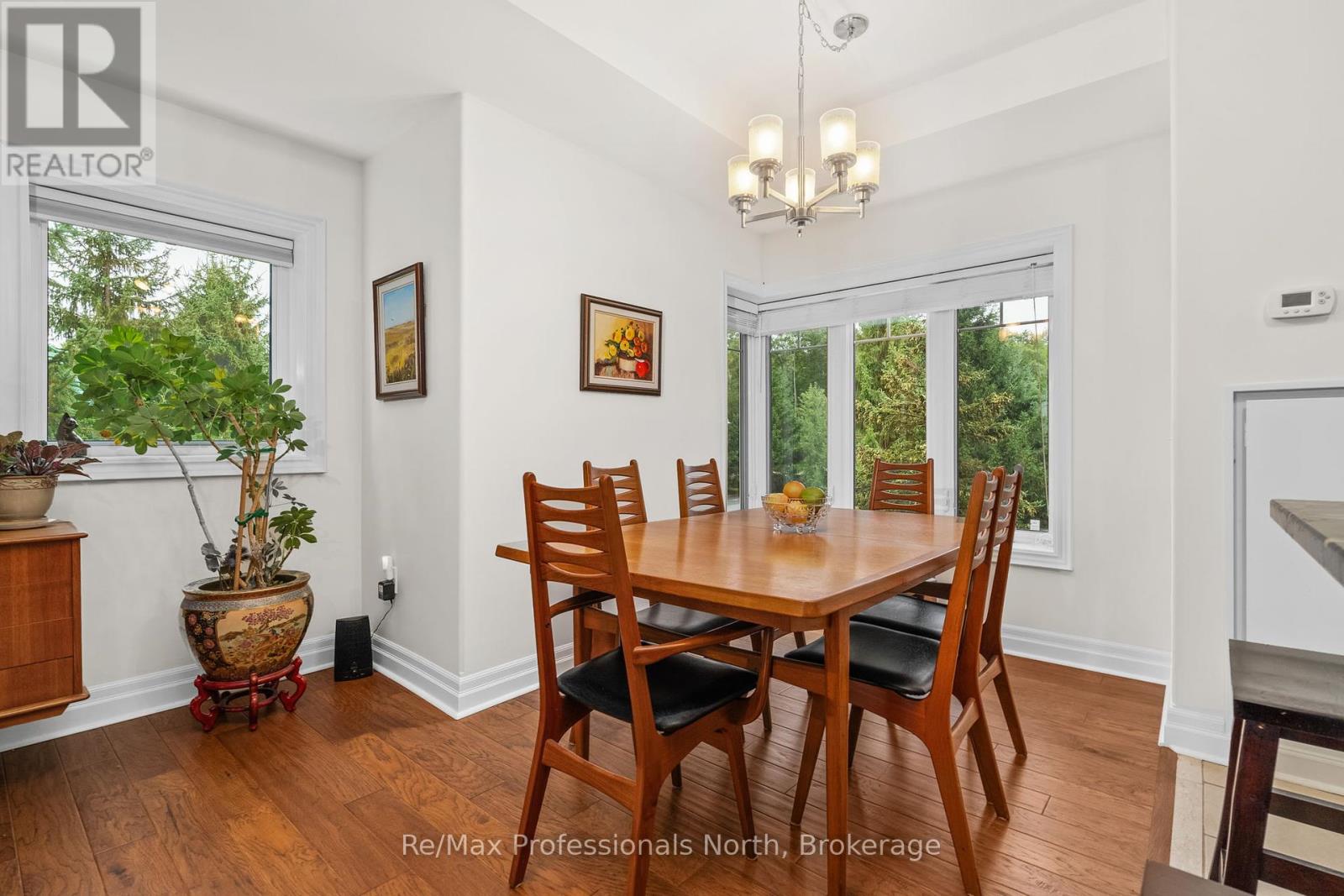 207 - 110 Steamship Bay Road, Gravenhurst, Ontario  P1P 1Z9 - Photo 12 - X12364067
