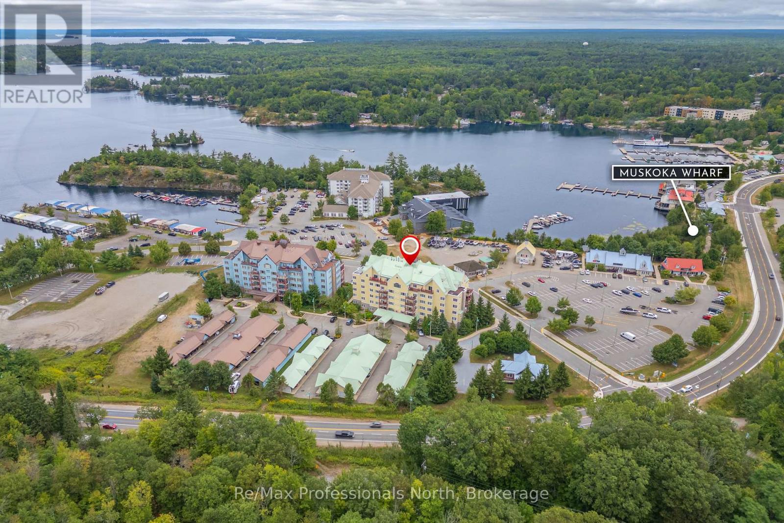 207 - 110 Steamship Bay Road, Gravenhurst, Ontario  P1P 1Z9 - Photo 2 - X12364067