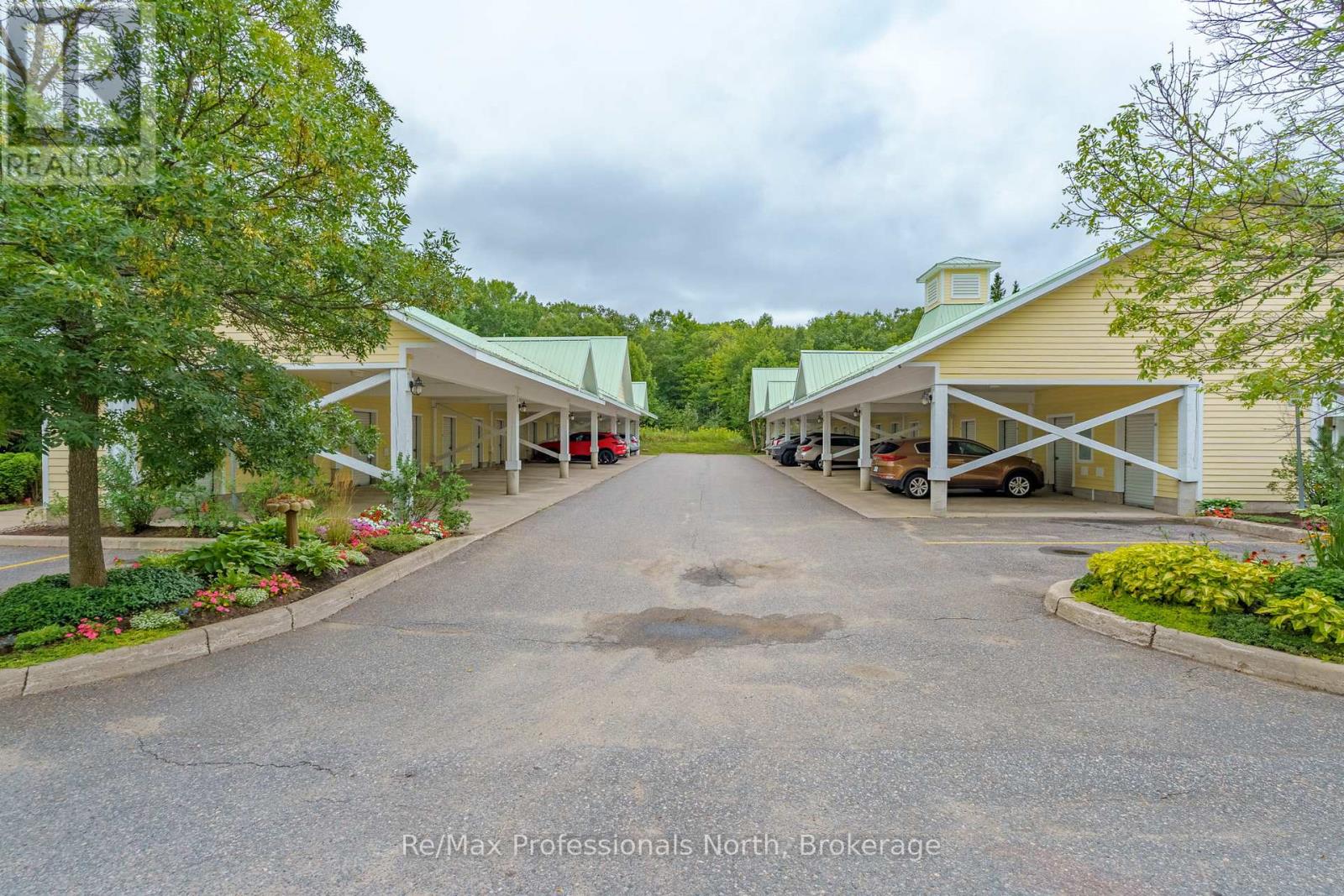 207 - 110 Steamship Bay Road, Gravenhurst, Ontario  P1P 1Z9 - Photo 24 - X12364067