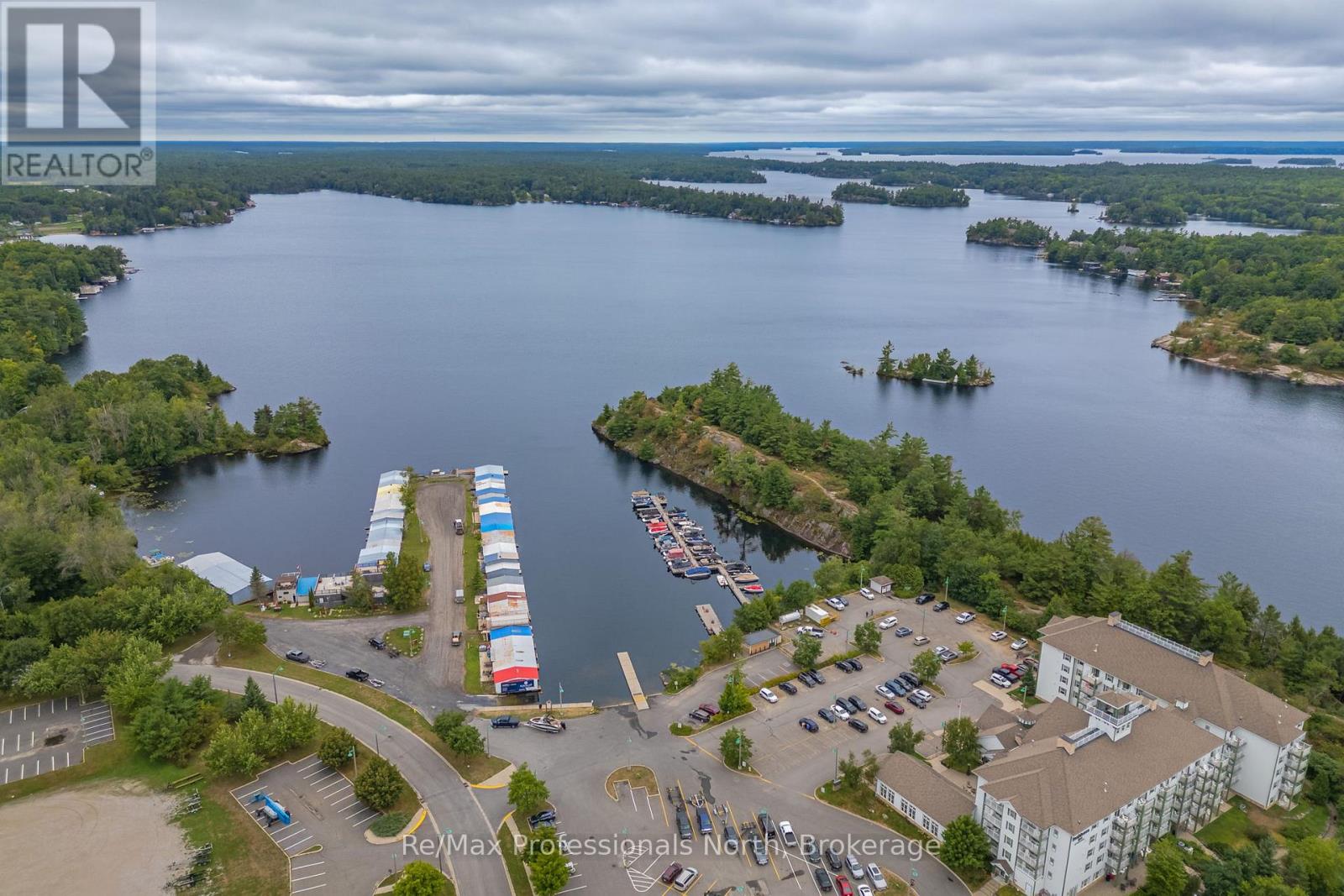 207 - 110 Steamship Bay Road, Gravenhurst, Ontario  P1P 1Z9 - Photo 32 - X12364067