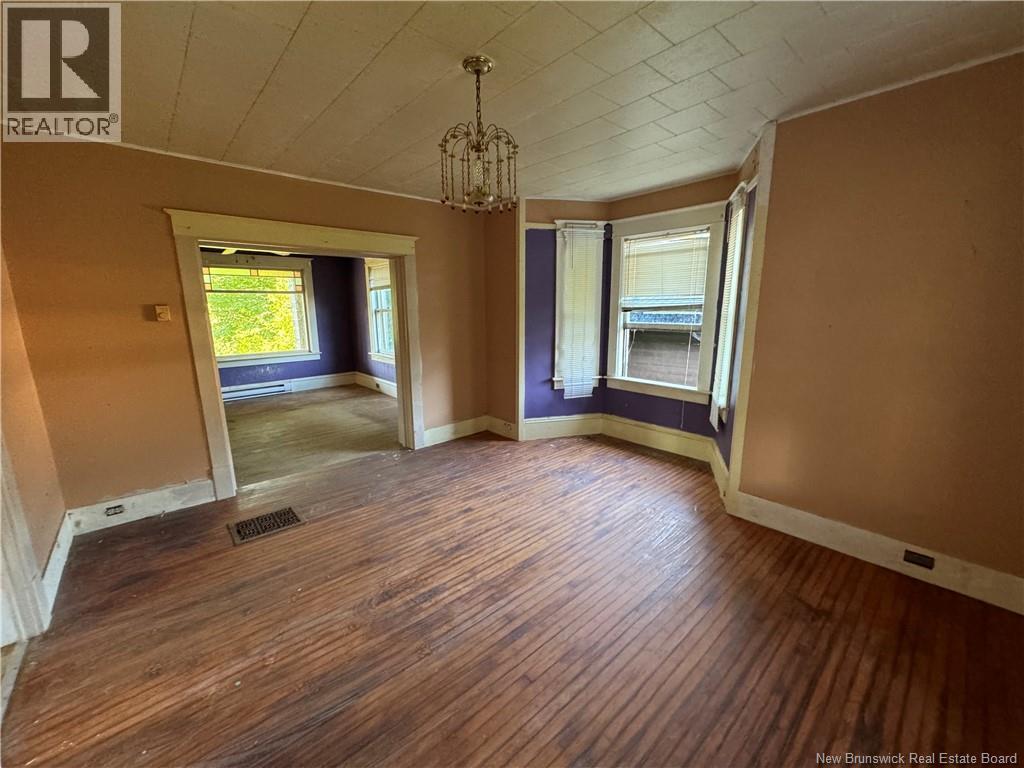 15 Elm Street, Mcadam, New Brunswick  E6J 1X5 - Photo 5 - NB123717
