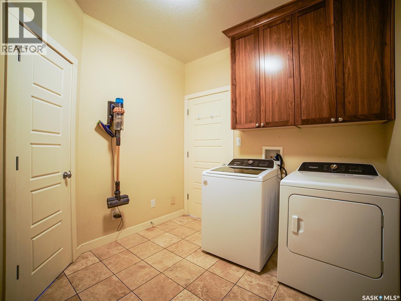 2715 Highgrove Road, Regina, Saskatchewan  S4V 0N3 - Photo 6 - SK016585