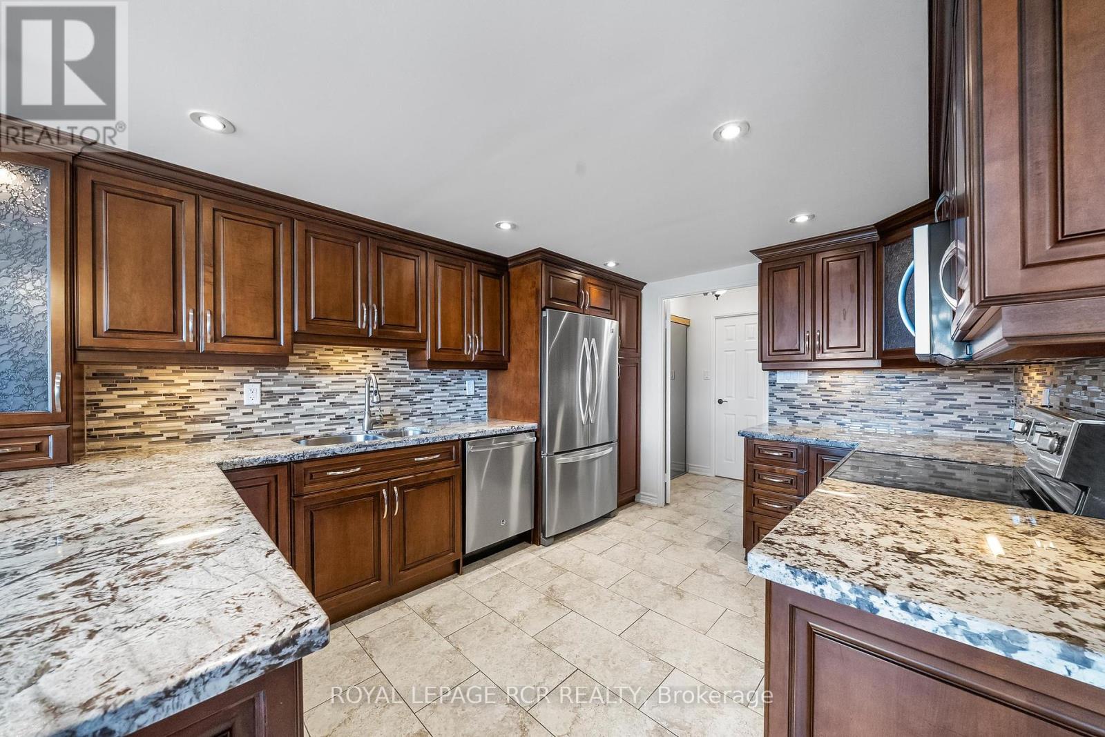 1402 - 2350 Bridletowne Circle, Toronto, Ontario  M1W 3E6 - Photo 24 - E12364079