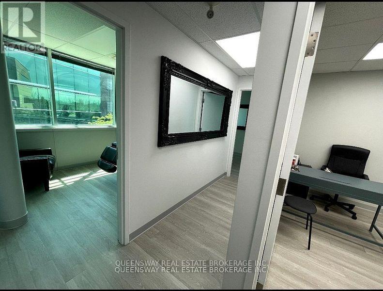 1 Quarry Ridge Road, Barrie, Ontario  L4M 7G1 - Photo 10 - S12364050