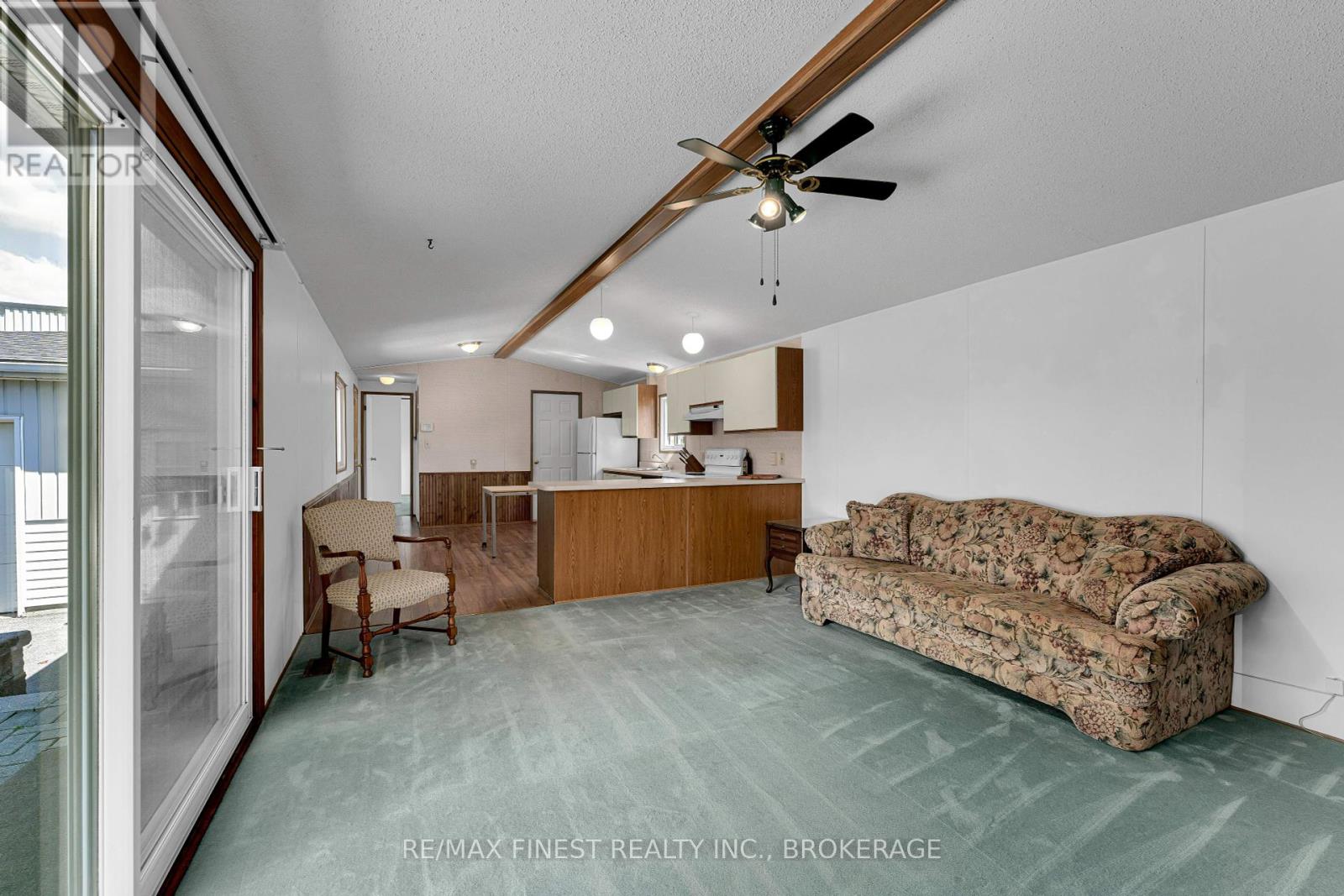 19 Maple Drive, Greater Napanee, Ontario  K7R 0E8 - Photo 6 - X12364190