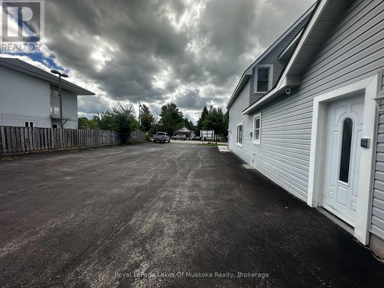 860 Muskoka Road S, Gravenhurst, Ontario  P1P 1K3 - Photo 26 - X11920332