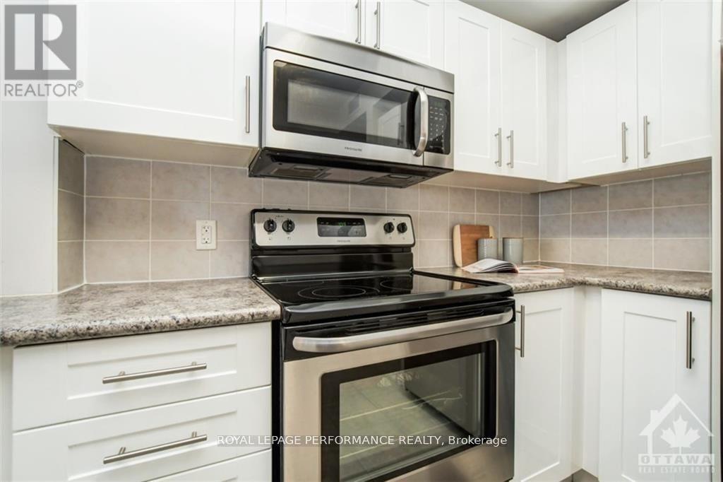 805 - 195 Besserer Street, Ottawa, Ontario  K1N 0B6 - Photo 9 - X12364136