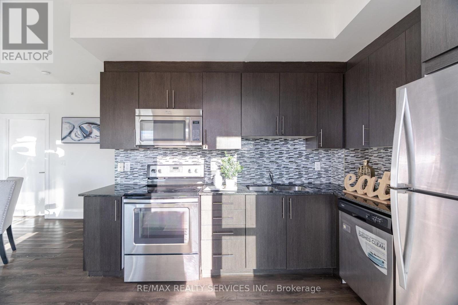 508 - 45 Yorkland Boulevard, Brampton, Ontario  L6P 4B4 - Photo 17 - W12364085