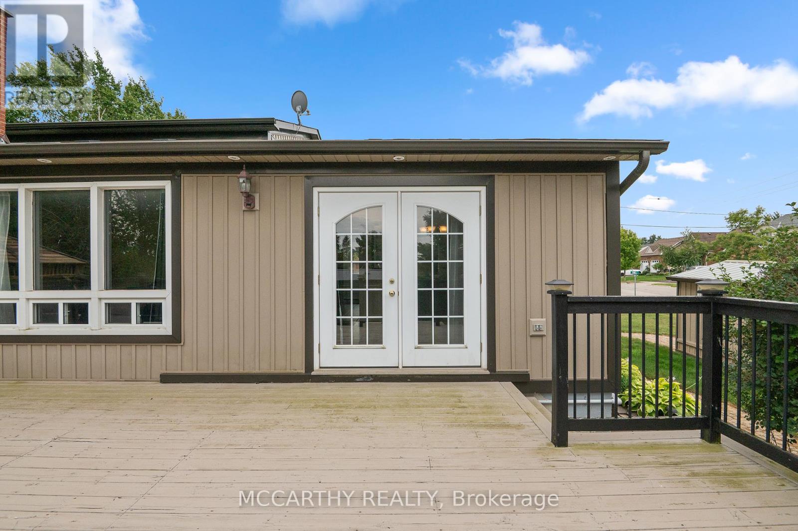 140 Ann Street, Shelburne, Ontario  L9V 2W5 - Photo 12 - X12364035