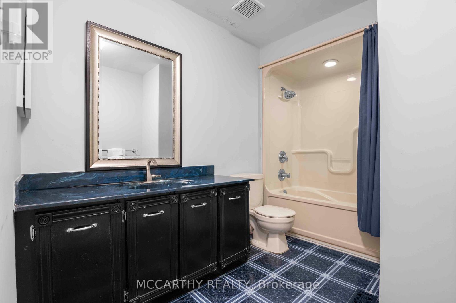 140 Ann Street, Shelburne, Ontario  L9V 2W5 - Photo 24 - X12364035