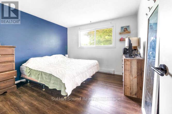 780 Eastwood Drive, Saugeen Shores, Ontario  N0H 2C4 - Photo 11 - X12364096