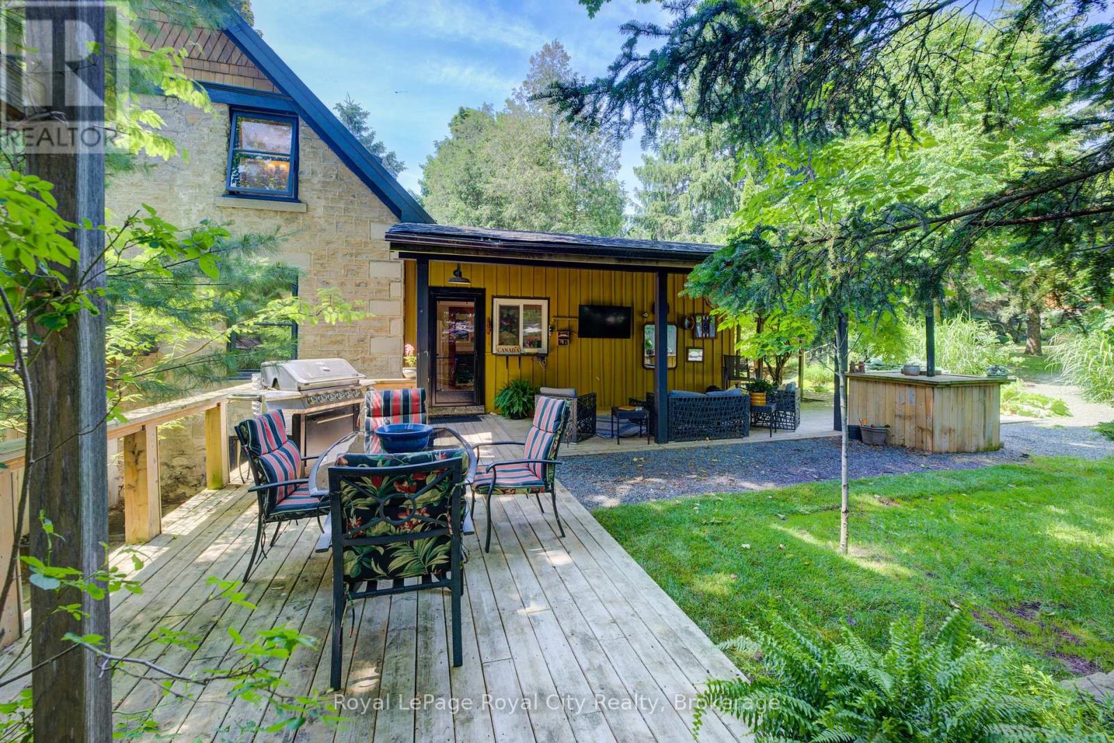513 St Andrew Street W, Centre Wellington, Ontario  N1M 1P4 - Photo 36 - X12364126