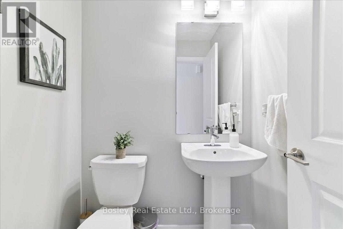 18 - 1890 Rymal Road E, Hamilton, Ontario  L0R 1P0 - Photo 4 - X12364167