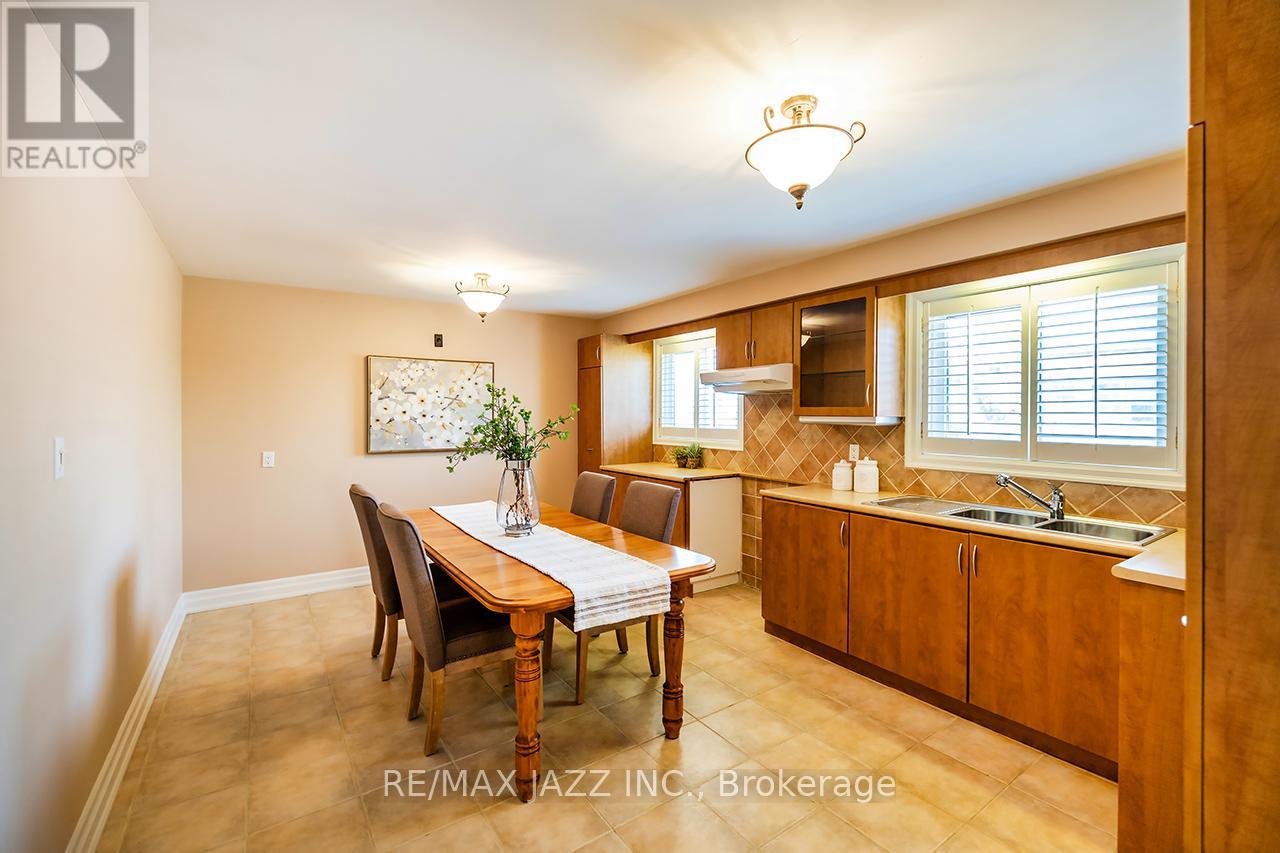 54 Bartel Drive, Toronto (Glenfield-Jane Heights), Ontario  M3N 1C9 - Photo 16 - W12364097