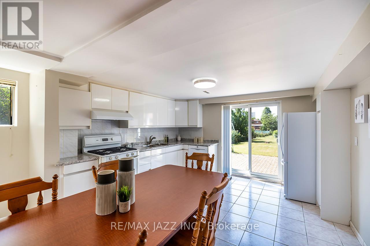 54 Bartel Drive, Toronto (Glenfield-Jane Heights), Ontario  M3N 1C9 - Photo 30 - W12364097