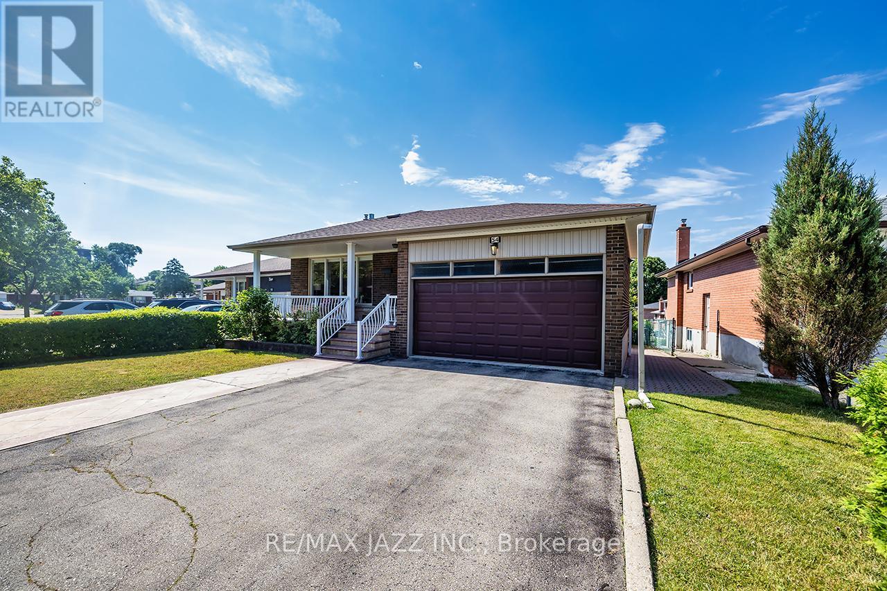 54 Bartel Drive, Toronto (Glenfield-Jane Heights), Ontario  M3N 1C9 - Photo 5 - W12364097