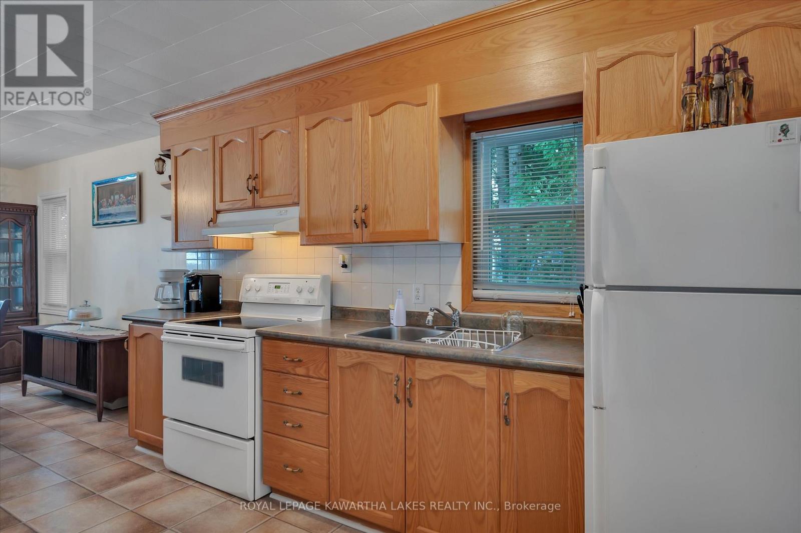 1999 White Lake Rd W Road S, Douro-Dummer, Ontario  K0L 2H0 - Photo 16 - X12364202